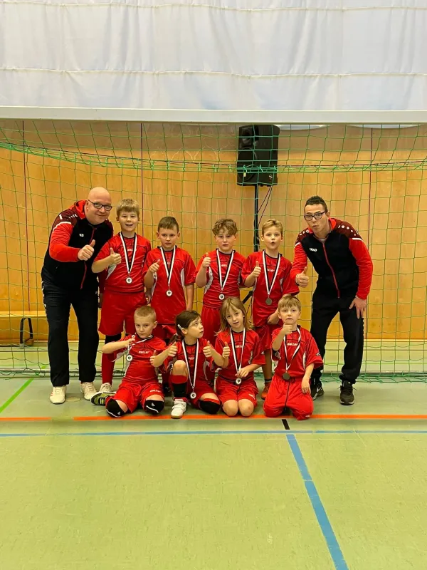 Erstes Hallenturnier: Bambinis SpG "Loktoria" Brandenburg ⚽️